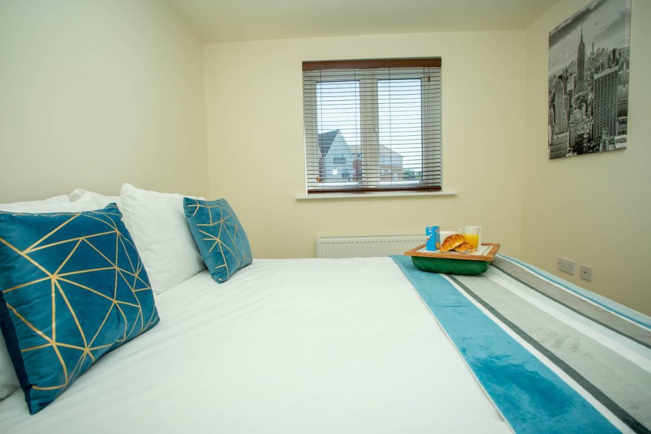 Lake View Apartment Northampton Eksteriør billede