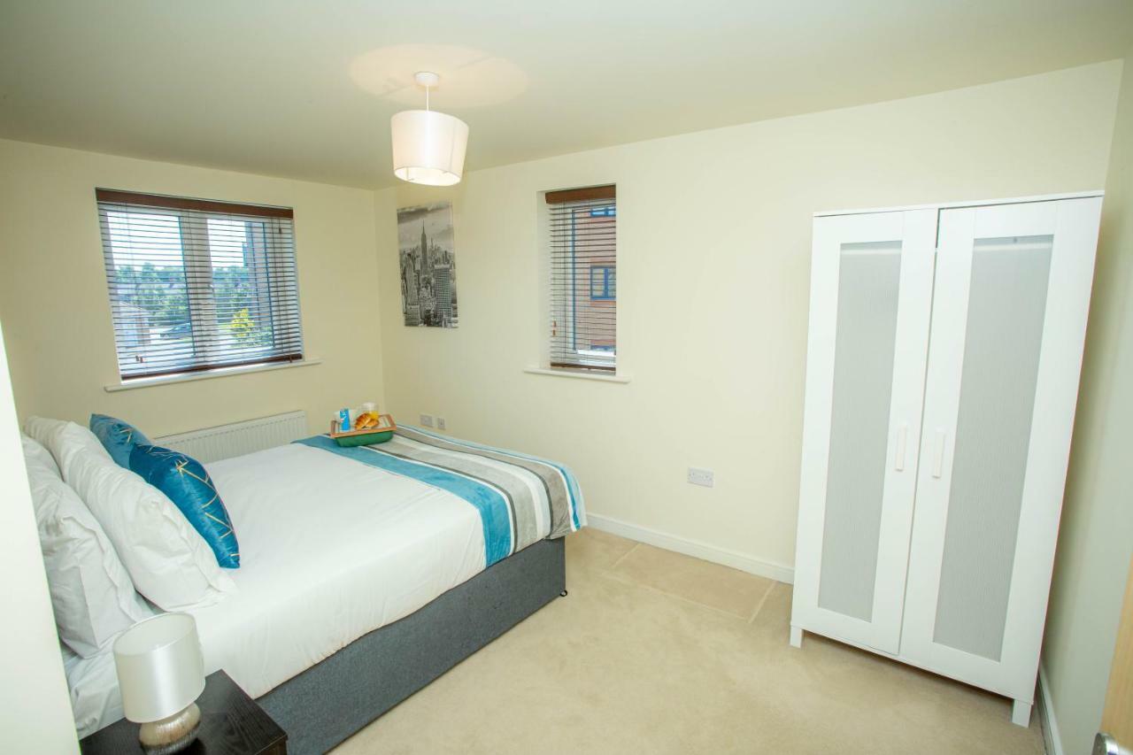 Lake View Apartment Northampton Eksteriør billede